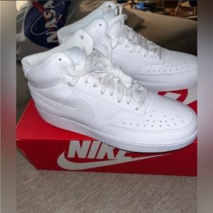 Nike Court Vision Mid